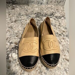 Lambskin Chanel CC Espadrilles 40 Beige Black